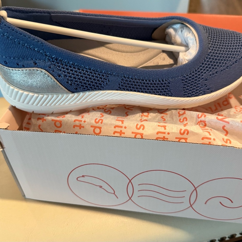 Easy Spirit Medium Blue Slip-On Shoes